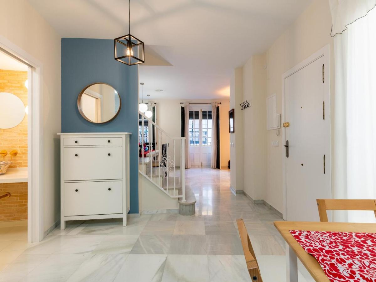 Holi-Rent Penthouse Penuelas Seville Exterior photo