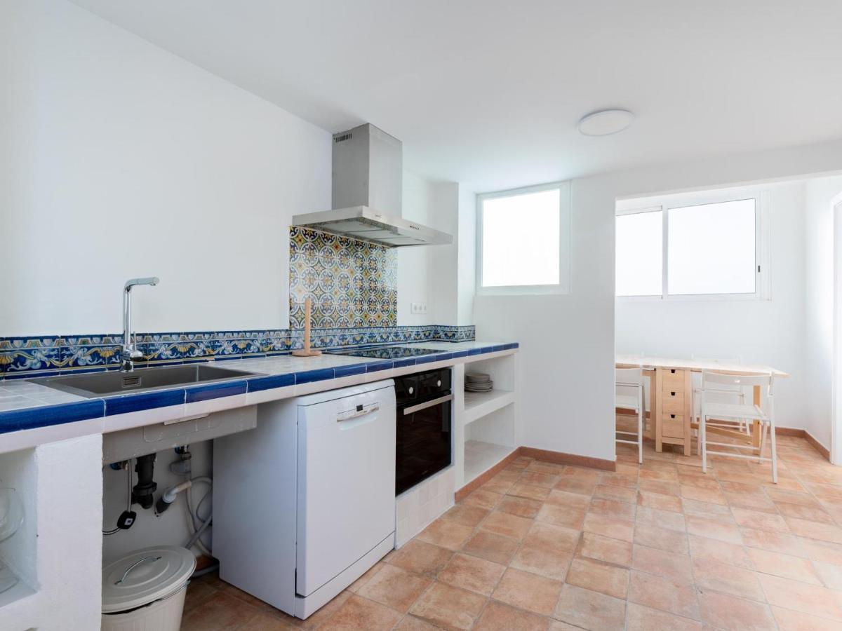 Holi-Rent Penthouse Penuelas Seville Exterior photo